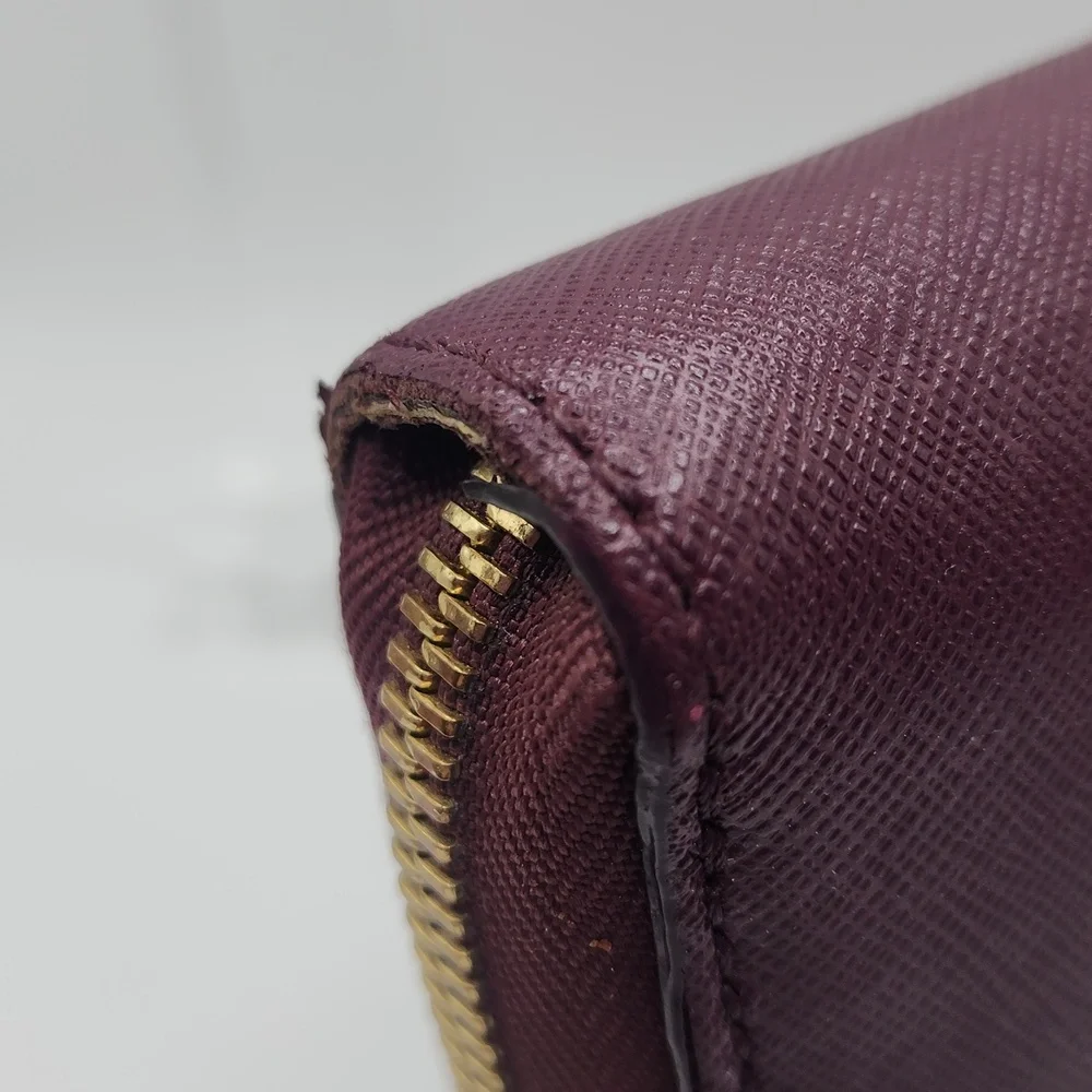 Michael Kors Large Continental Wallet Wristlet Leather, Bordeaux color Like New - Picture 7 of 11